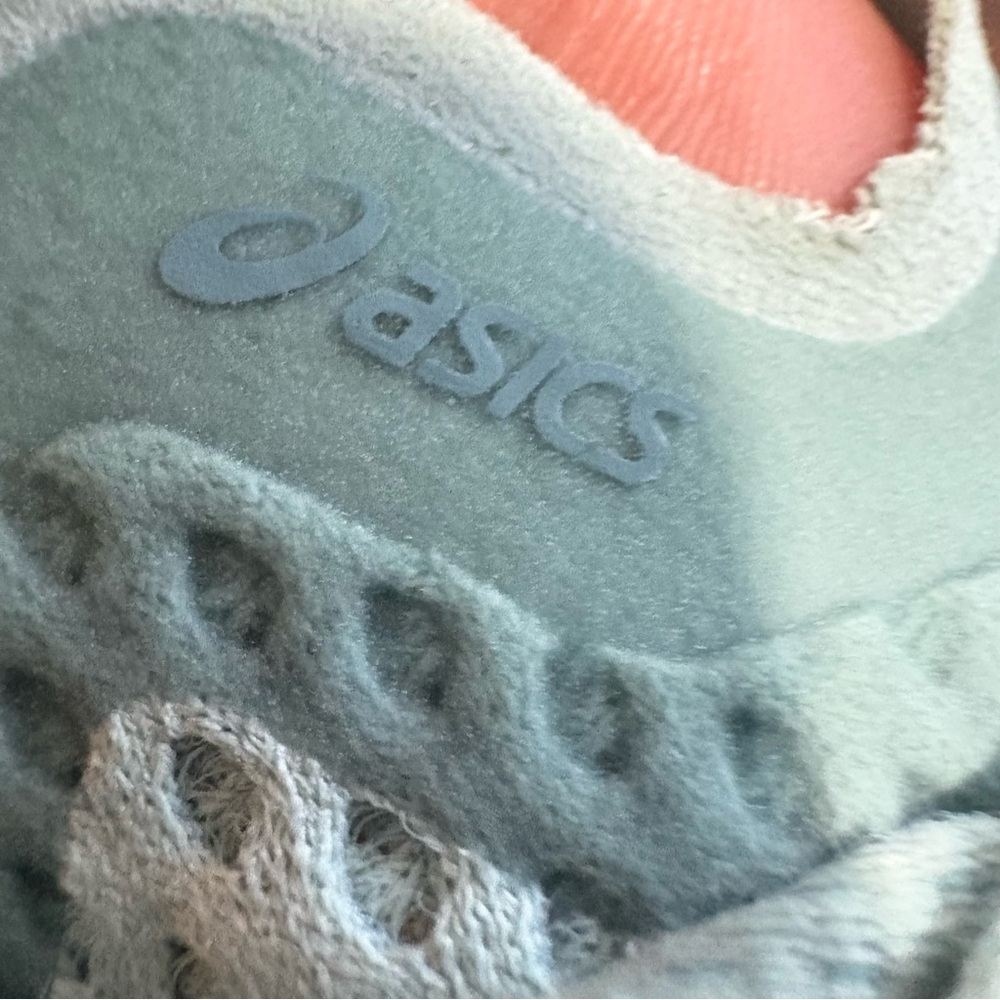 Asics Women's Athletic Shoes in Teal and Peach - Picture 6 of 10